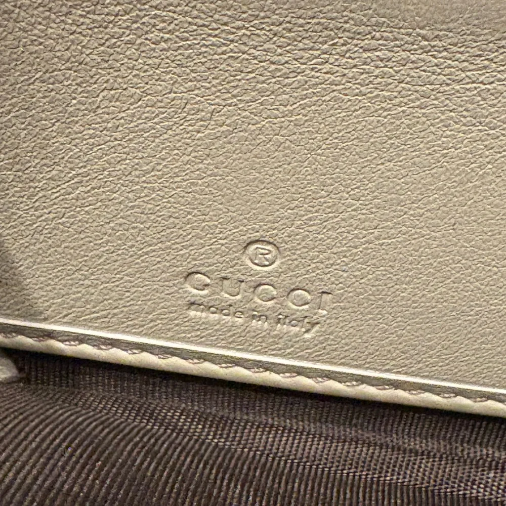 Gucci Guccissima Taupe GG-Embossed Zip Wallet with Gold Plaque - Picture 11 of 16